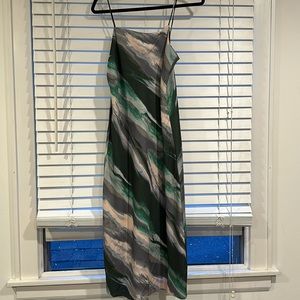 Banana Republic- Strap Adjustable Midi Dress